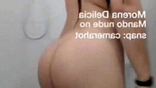 damn, check this thick ass flashing her full crack while twerking