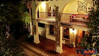 hey couples, hot tub foreplay turns into jacuzzi blowjobs and licks 😏💦