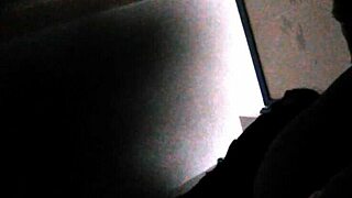 SPY ON TOILET VOYEUR ACTION