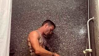 i submit my big ass to his monster cock in the shower barbie style