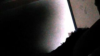 SPY ON TOILET VOYEUR ACTION