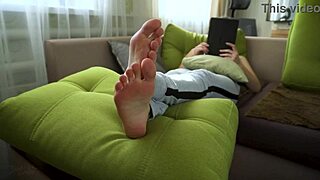 hey slave, watch this hot girl tease her wrinkled toes in dirty socks?