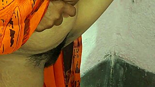 Indian bhabhi moans loud getting fucked by tailor master in hot passionate sex😍🔥