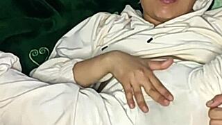 Watch Cute Amateur Start Early Morning With Massive Squirt Orgasm!