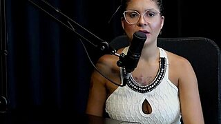 dançarina do lutero barbara sol faces family scorn but strips see-through red for casting sex.