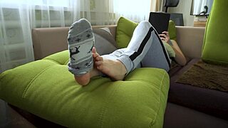 hey slave, watch this hot girl tease her wrinkled toes in dirty socks?