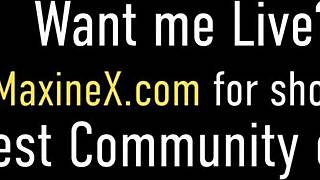 pantyhose pedi babe maxine x foot fucks her man with asian feet 🔥👣