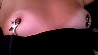 whoa slave nadia pumps pussy huge then vibes it with anal toy 😱🔥