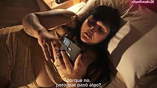 mi hermanastro me destroza la garganta con su pija tras las luchitas