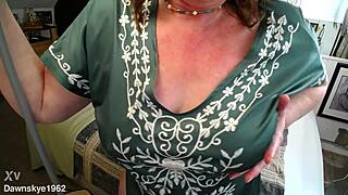 i'm so horny dawnskye1962 shake my big ass come play now