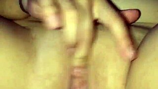 Latina BBW Fingers Fat Pussy in Car Backseat