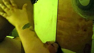 polish bbw milf housewife cleans bedroom then squirts on my bbc roommate style 🔥🍑💦