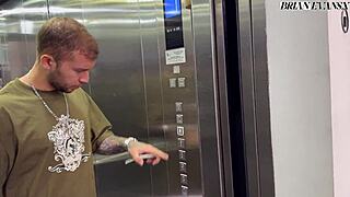 MARIAN FRANCO'S HUGE WHITE ASS BANGS COLOMBIAN BLONDE BRIAN EVANS DOGGYSTYLE!