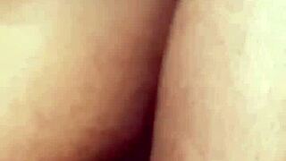 Arab babe spreads for uncut kafir cock deep pounding