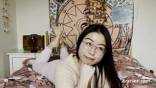 Cute chinese girl masturbates happily with toys for ersties