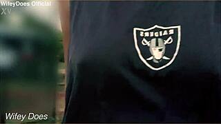 daring wifey flashes big tits on public street