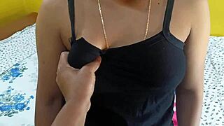 desi sis tight pussy gettin pounded hard 😩🍑💦 homemade quickie