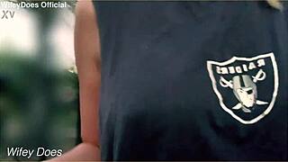 daring wifey flashes big tits on public street