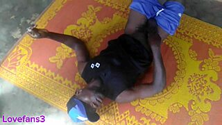 i'm trying so hard to cum out but it feels too good