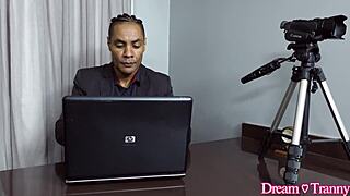 feel that big dick stretch your ass till you cum, bella?