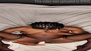 Watch me masturbate solo first time pussy dripping wet 😩💦🔥