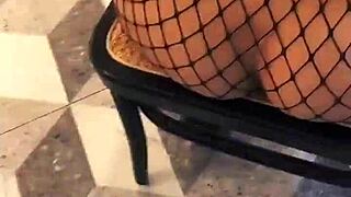 chinese model chats about her wild asian fun 😏