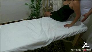 patient bares all in flagrante massage turning consultório wild