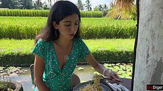 i'm cumwalking public cafe with pasta and sperm dripping off my face... sloppy!