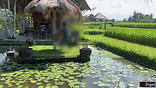 i'm cumwalking public cafe with pasta and sperm dripping off my face... sloppy!