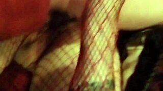 come fill my mouth and splash my face with your hot load daddy.