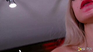 Skylar Vox's Big Naturals and Cunt Grip You Out!!