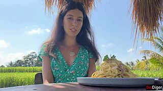 i'm cumwalking public cafe with pasta and sperm dripping off my face... sloppy!