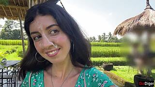 i'm cumwalking public cafe with pasta and sperm dripping off my face... sloppy!