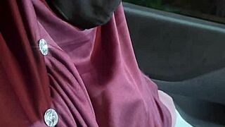 beautiful pregnant muslim hijab wife begs for cum to get pregnant in hindi