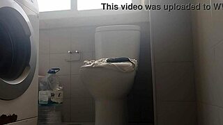 he shaves big dick then spits out tons of thick milk 💦🍆