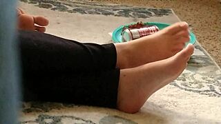 cute girl shows off her CANDID FEET in hidden cam