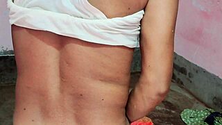 dehati chachi begs for mast choda in her ghar after wild fingering