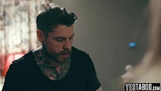 Petite teen stepdaughter deepthroats and rides evil boyfriend before stepparents