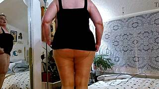 which pantyhose pair best with my curvy dress and huge natural tits today?! 😍👗