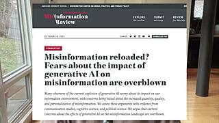 Vintage crocodile bombardilo rapporto unfolds in antique dirty retro style details