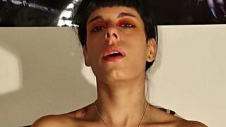 teen sneezes out huge snot for your fetish rush?