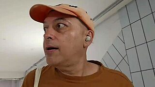 cruising waterloo east for public toilet action