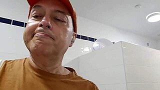 cruising waterloo east for public toilet action