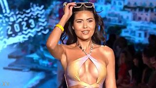 bikini hides that juicy ass begging for a smack