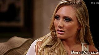 oh man i crave her pussy so bad in this hot 3way les fingering mess-up