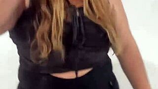 Sigilosabbw shakes her curves backstage in casual dance part one