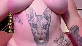 scylla dildo stretches hairy wet pussy lips to juicy orgasm ride