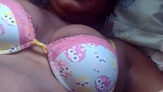 Só no cuzinho apertado da preta gostosa no anal caseiro