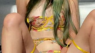 girl in sexy underwear masturbates with toys day 21... pussy so wet n shaved OMG