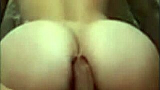 oh damn, this latina amateur's huge ass takes the most amazing anal pounding ever!